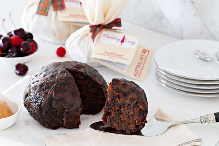 christmas cake photography