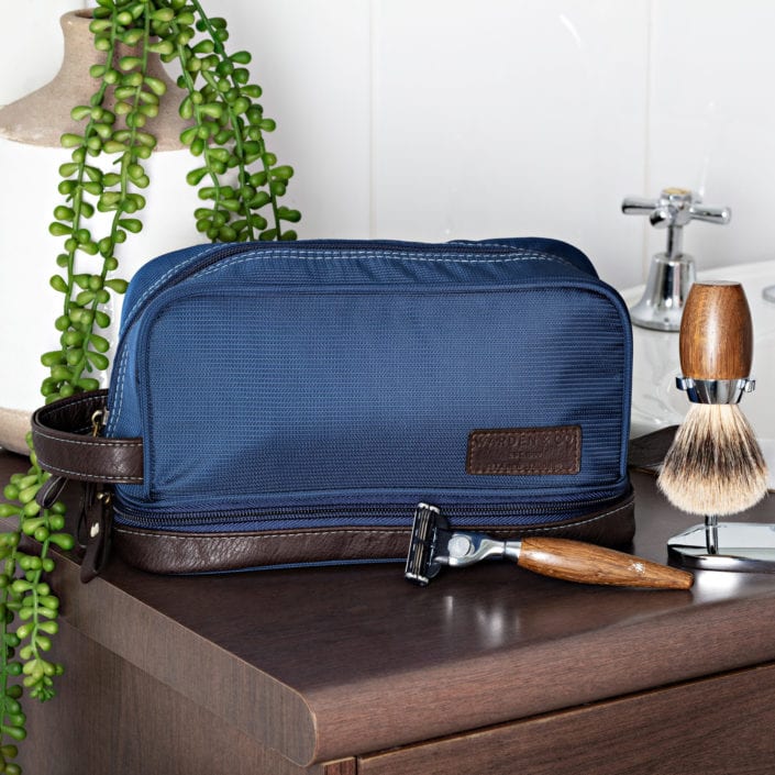 warden and co toiletry bag amazon product photography